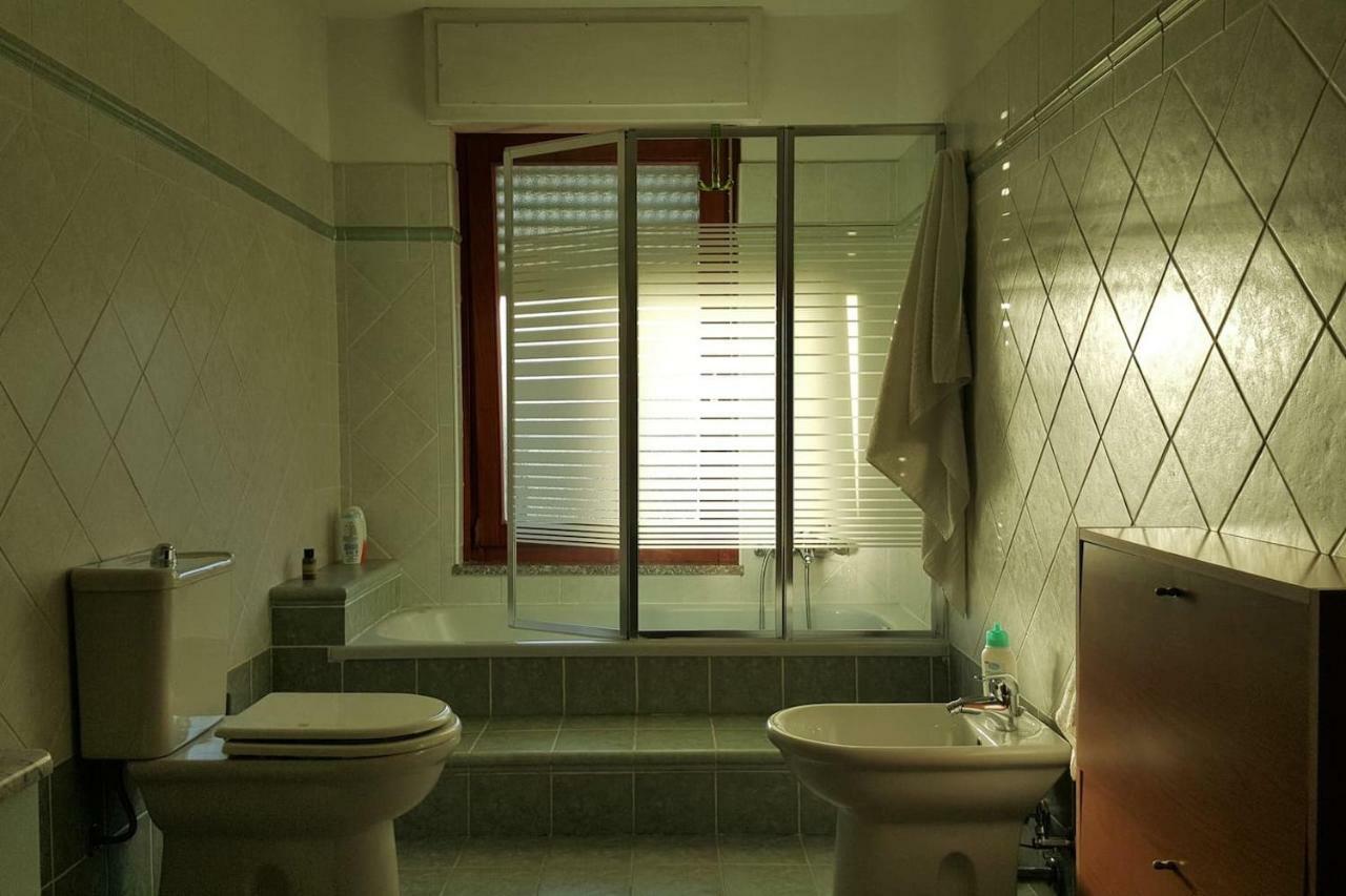 La Casa Del Viaggiatore Codrongianos Bagian luar foto