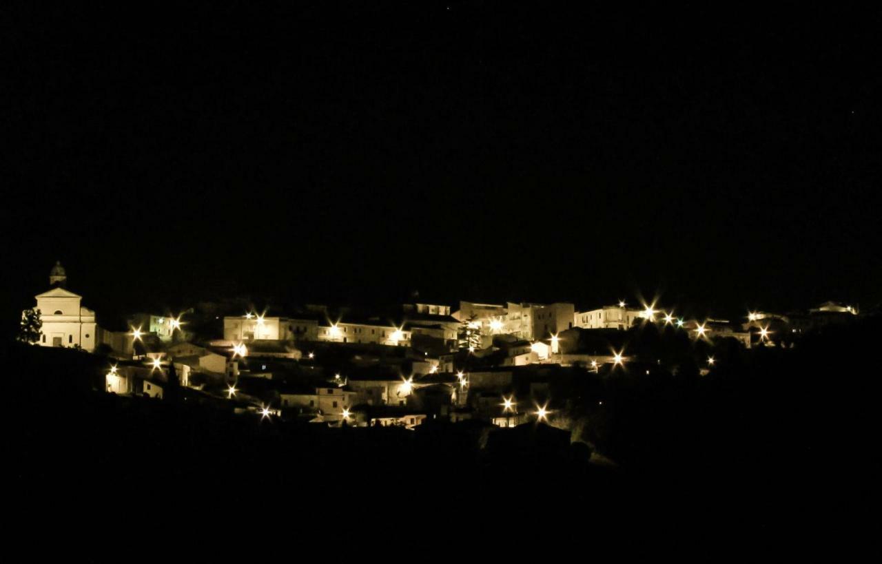 La Casa Del Viaggiatore Codrongianos Bagian luar foto